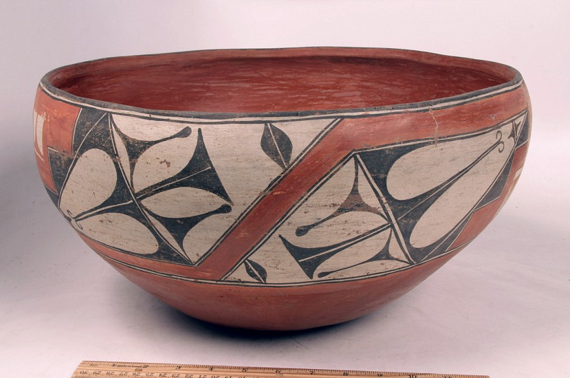 03 - Pueblo Pottery, HUGE Historic Zia Pottery Bread Bowl 16 1/2" x 8 1/2" by Ascenciona Galum / Aguilar Pino c.1920s