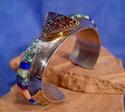 contemporary jewelry artist