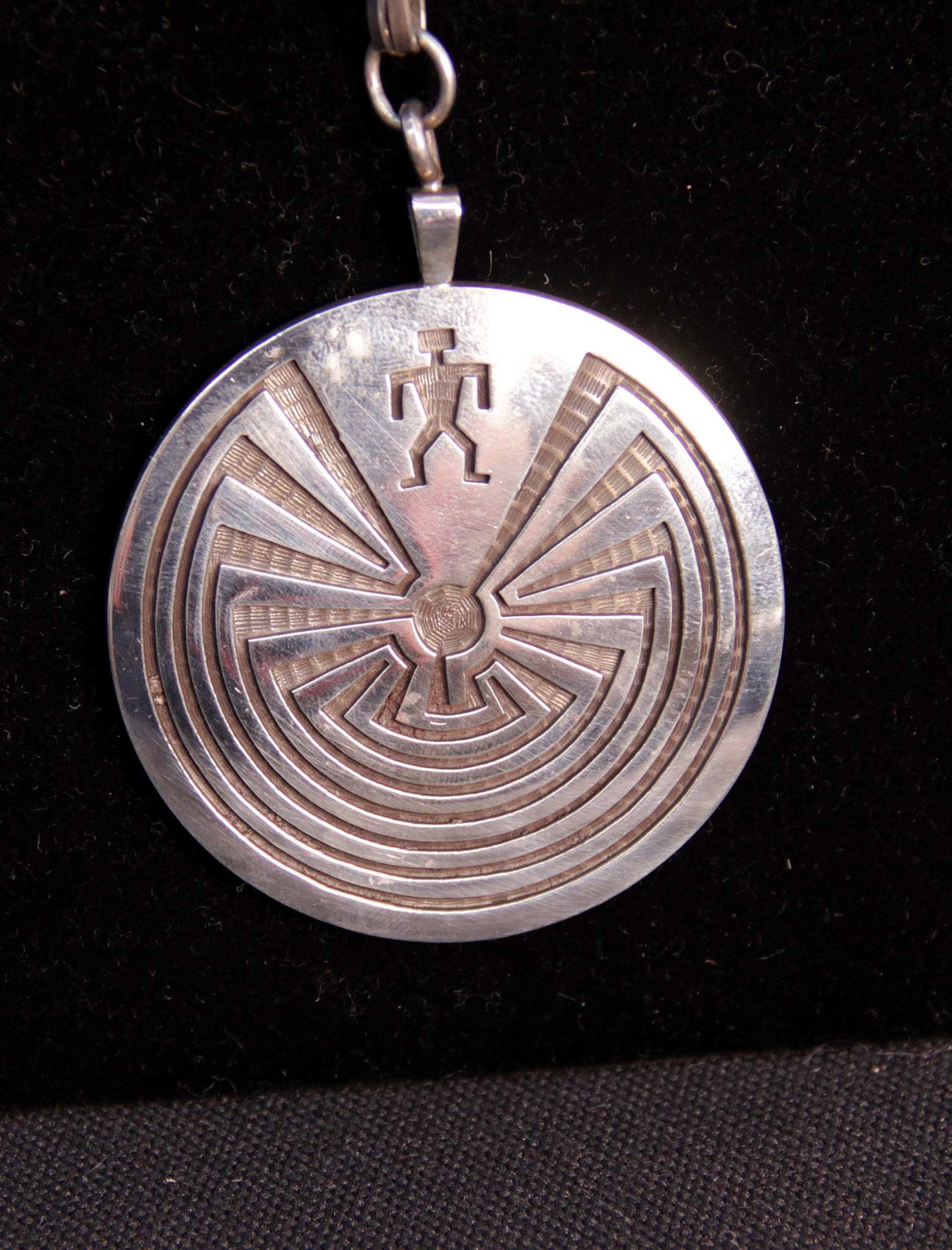 08 - Jewelry-New | TWO SIDED Man in Maze Pendant Necklace 