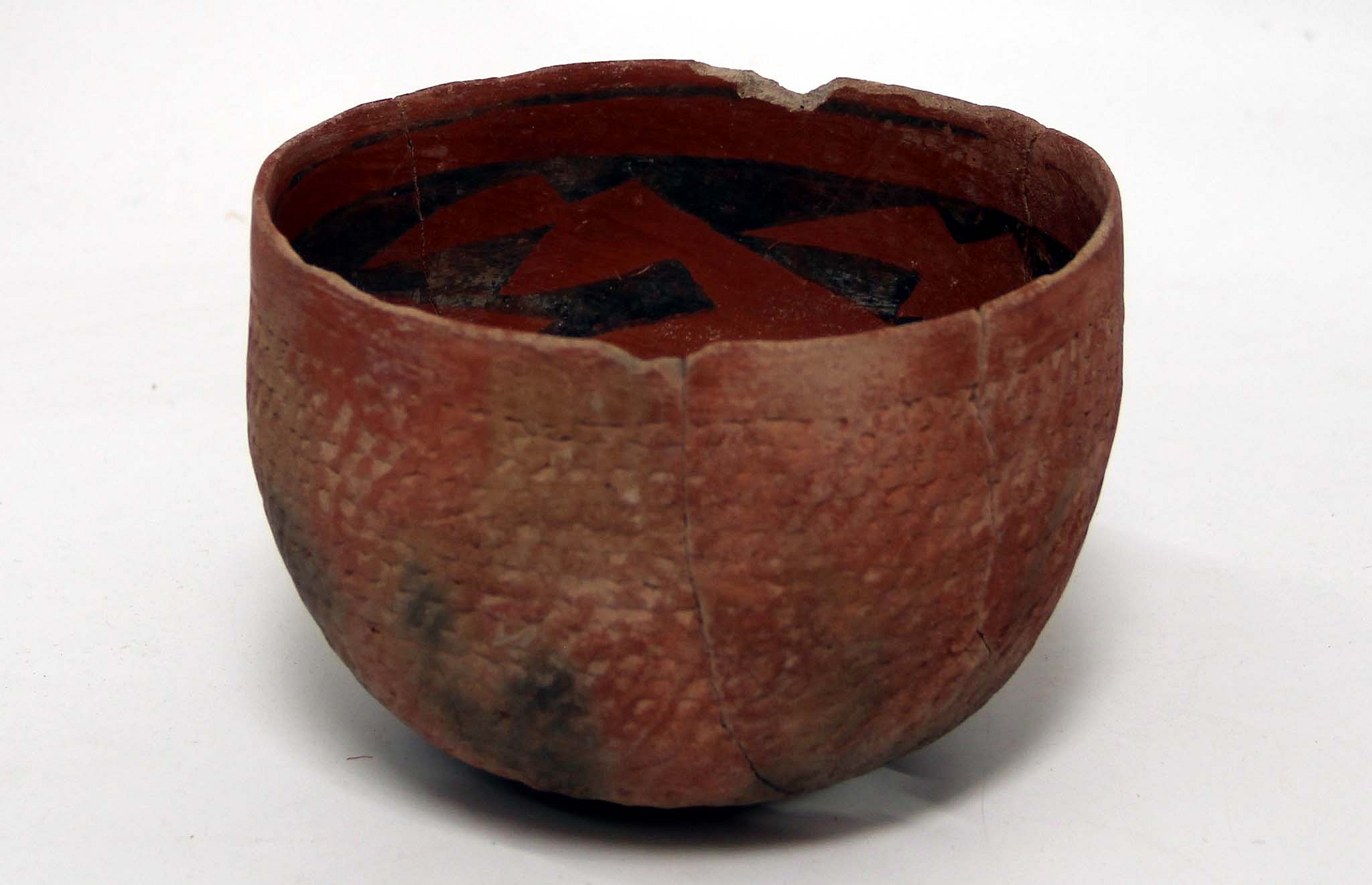 03 - Pueblo Pottery | Prehistoric Pottery: c. 1400 A.D.