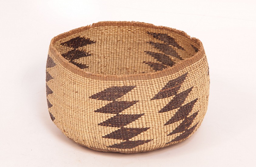 02 - Indian Baskets, Atsugewi (Hat Creek) Basketry: Bowl, Diamond Motif (3.5" t x 5" d)